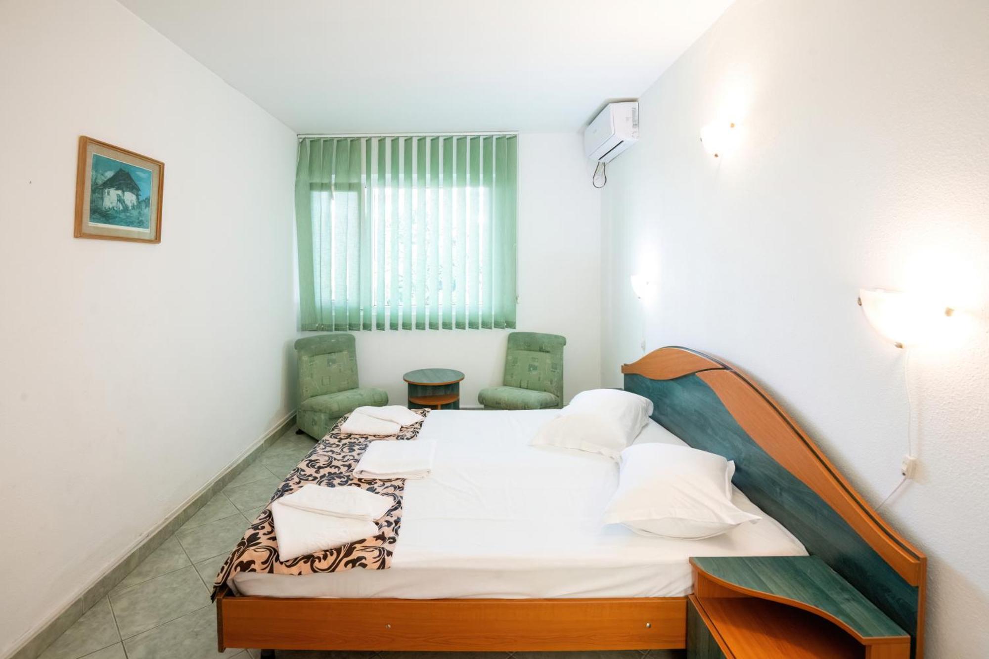 Complex Tismana 3* All Inclusive Jupiter Exterior photo